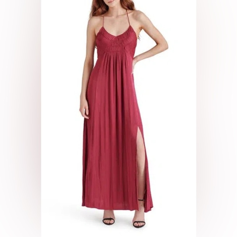 Elegant Red Maxi Dress